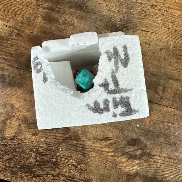 Lefton Colonial Christmas Village News Paper Boy Bill O'Malley Figurine VINTAGE - Picture 10 of 12